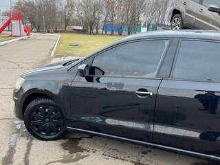 2019 Volkswagen Polo V Рестайлинг, чёрный, 1633333 рублей, вид 4
