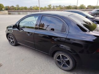 2011 Chevrolet Aveo I Рестайлинг, чёрный, 350000 рублей, вид 3