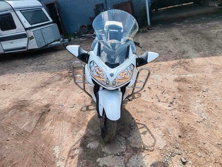 2012 Kawasaki GTR 1400 (Concours 14), белый, 470000 рублей, вид 5