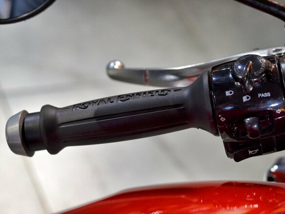 2024 Royal Enfield Continental GT, красный, 649000 рублей - вид 15