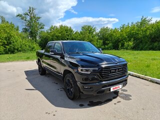 2020 Ram 1500 Crew Cab V, чёрный, 4750000 рублей, вид 2