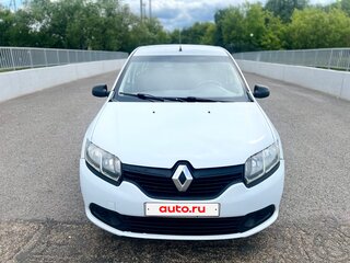 2018 Renault Logan II, белый, 345000 рублей, вид 1