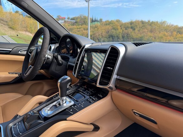 2014 Porsche Cayenne Diesel II Рестайлинг (958), чёрный - вид 25