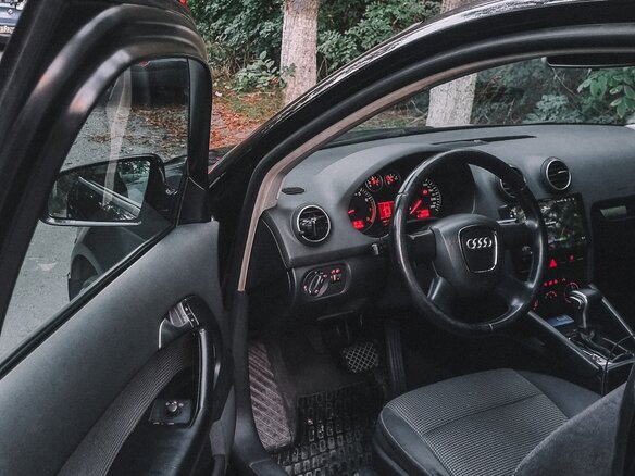 2007 Audi A3 II (8P) Рестайлинг 1, чёрный, 600000 рублей - вид 6