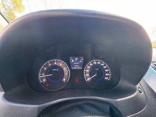 2011 Hyundai Solaris I, синий, 600000 рублей, вид 5