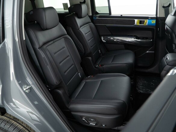 2026 Hyundai Santa Fe V (MX5), серый, 5699077 рублей - вид 8