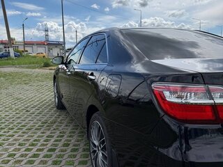 2016 Toyota Camry VII (XV50) Рестайлинг, чёрный, 2250000 рублей, вид 4