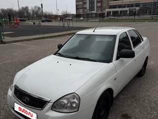 2015 Lada (ВАЗ) Priora I Рестайлинг, белый, 515000 рублей, вид 1