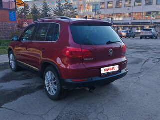 2012 Volkswagen Tiguan I Рестайлинг, красный, 1590000 рублей, вид 2