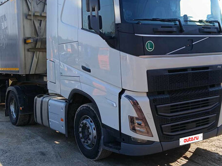 2022 Volvo FH 540, белый, 10262000 рублей, вид 2