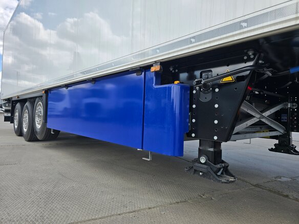 2025 Schmitz Cargobull SKO, белый - вид 14