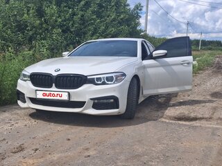 2017 BMW 5 серии 520d xDrive VII (G30/G31/G38), белый, 3100000 рублей, вид 3