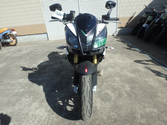 2015 Aprilia Tuono V4, белый, 1000000 рублей - вид 7