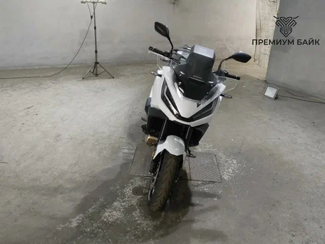 2023 Honda NT1100, белый, 1499000 рублей, вид 3