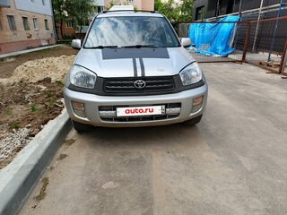 2001 Toyota RAV4 II (XA20), серебристый, 520000 рублей, вид 1