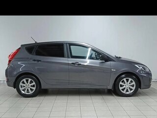 2012 Hyundai Solaris I, серый, 690000 рублей, вид 3