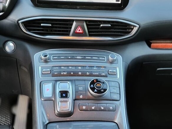 2021 Hyundai Santa Fe IV Рестайлинг, серый, 3360000 рублей - вид 9