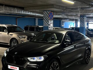 2020 BMW X6 M Competition III (F96), чёрный, 7800000 рублей, вид 4