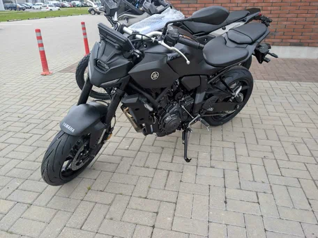 2026 Yamaha MT-07 (FZ-07), чёрный, 1299000 рублей, вид 2