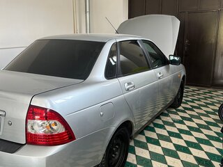2017 Lada (ВАЗ) Priora I Рестайлинг, серебристый, 630000 рублей, вид 2