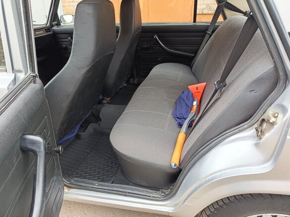 2010 Lada (ВАЗ) 2107, серебристый, 350000 рублей - вид 10