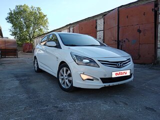 2014 Hyundai Solaris I Рестайлинг, белый, 650000 рублей, вид 4