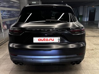 2020 Porsche Cayenne E-Hybrid Coupé III, чёрный, 8000000 рублей, вид 3