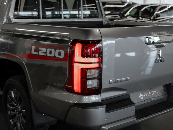2026 Mitsubishi L200 VI, серебристый, 5700000 рублей - вид 7