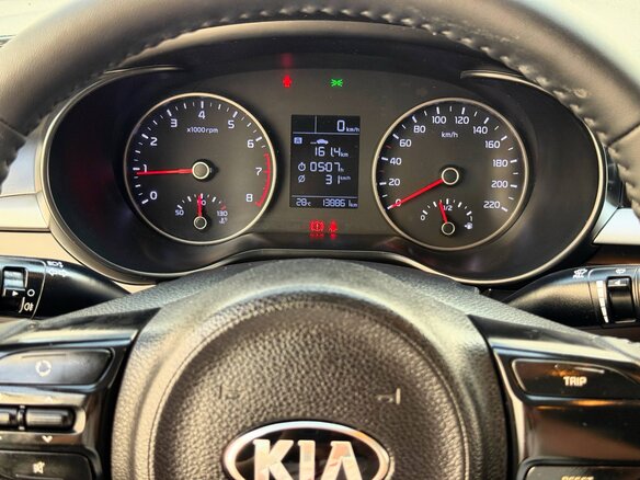 2020 Kia Rio IV, белый, 1164900 рублей - вид 12