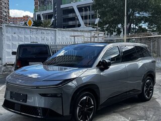 2026 Toyota bZ3X 58.3 kWh, серый, 2950000 рублей, вид 2