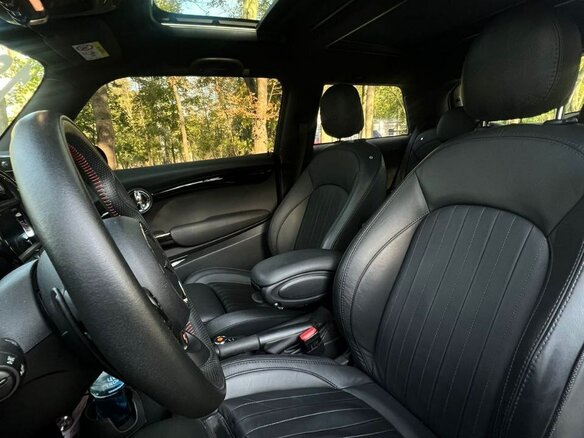 2020 Mini Hatch JCW III (F55/F56) Рестайлинг, чёрный, 3200000 рублей - вид 6