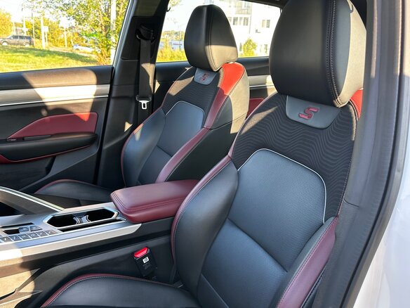 2022 Geely Coolray I, белый, 1690000 рублей - вид 8