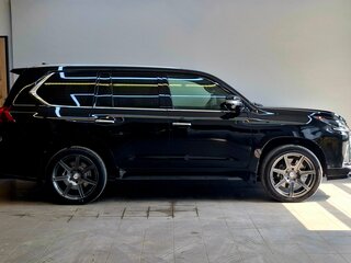 2018 Lexus LX 570 III Рестайлинг 2, чёрный, 9900000 рублей, вид 4