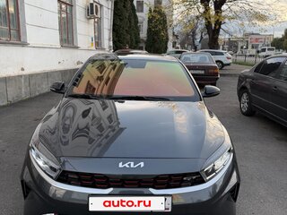 2022 Kia Forte III Рестайлинг, серый, 2300000 рублей, вид 3