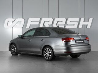 2016 Volkswagen Jetta VI Рестайлинг, серый, 1430000 рублей, вид 2