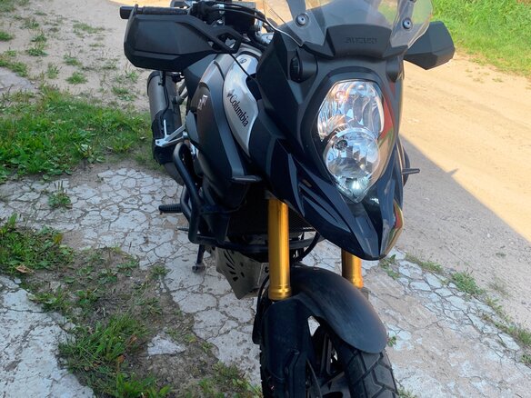 2014 Suzuki V-Strom 1000, чёрный, 820000 рублей - вид 1