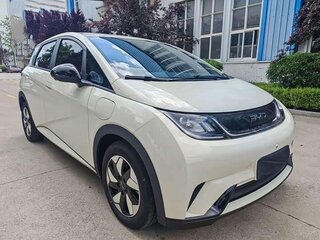2026 BYD Dolphin 44.9 kWh I, белый, 1950000 рублей, вид 3