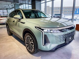 2025 Exeed RX, зелёный, 4584712 рублей, вид 3