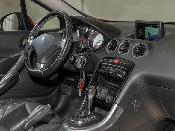 2014 Peugeot 308 I Рестайлинг, красный, 1000000 рублей - вид 9