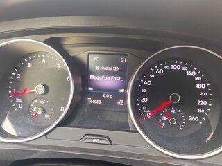 2017 Volkswagen Tiguan II, серебристый, 2300000 рублей, вид 4