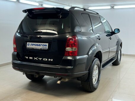 2009 SsangYong Rexton II, чёрный, 615000 рублей, вид 4