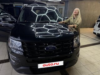 2017 Ford Explorer V Рестайлинг, чёрный, 2638000 рублей, вид 2