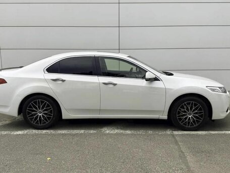 2012 Honda Accord VIII Рестайлинг, белый, 1230000 рублей, вид 4