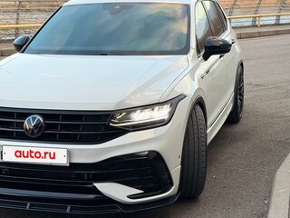 2022 Volkswagen Tiguan Allspace II Рестайлинг, белый, 3000000 рублей, вид 2