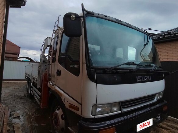 2003 Isuzu Forward (F-Series), белый, 3800000 рублей - вид 2