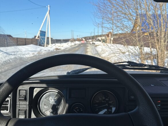 2006 Lada (ВАЗ) 2105, пурпурный, 200000 рублей - вид 3