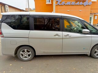 2016 Nissan Serena S-Hybrid V (C27), серебристый, 2099000 рублей, вид 4