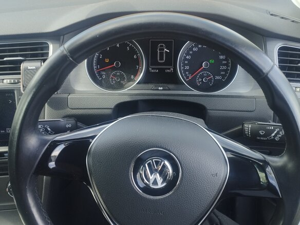 2013 Volkswagen Golf VII, серый, 1300000 рублей - вид 9