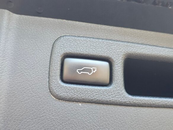 2016 Lexus NX 200t I, чёрный, 2999000 рублей - вид 24