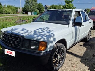 1984 Mercedes-Benz 190 (W201), белый, 250000 рублей, вид 1